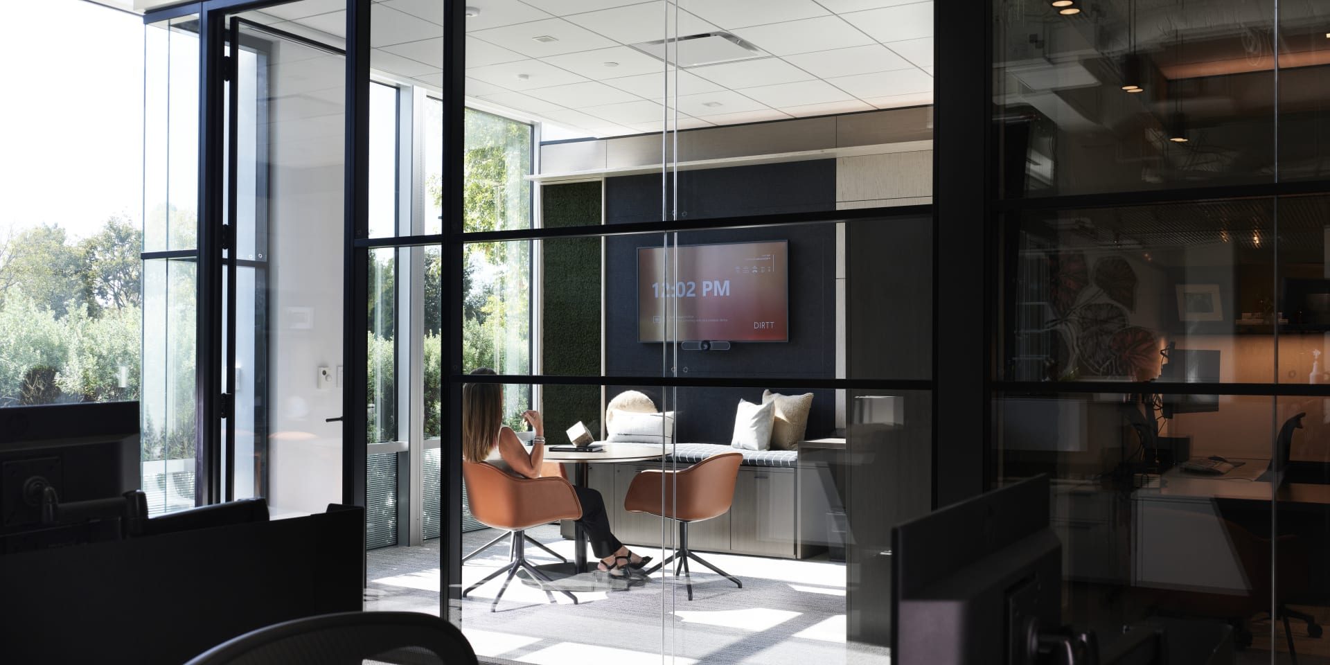 double-pane-modular-glass-wall-system-06 double-pane-modular-glass-wall-system-06